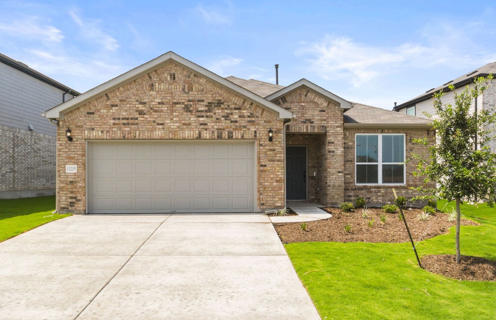 Property Photo:  13205 Cerro Castellan Trace  TX 78653 