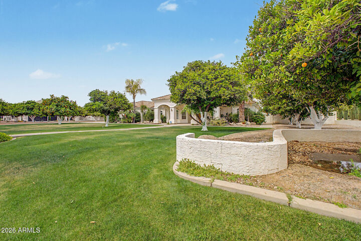 Property Photo:  2266 N Lemon Street  AZ 85215 