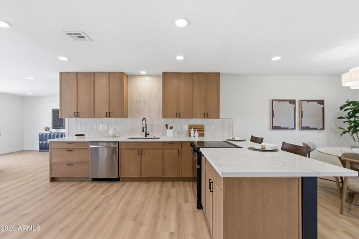 Property Photo:  3132 N 82nd Place  AZ 85251 