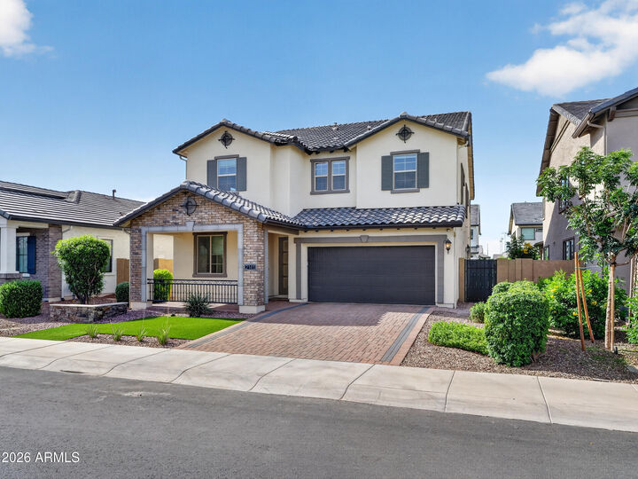 Property Photo:  2141 E Flamingo Way  AZ 85297 