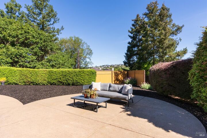 Property Photo:  3684 Banbury Court  CA 95404 