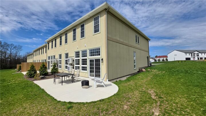 Property Photo:  84 Nor Way  NY 14850 