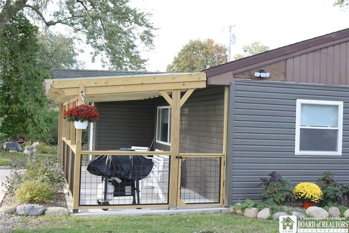 Property Photo:  3949 And 3951 S Nesmith Avenue  NY 14712 