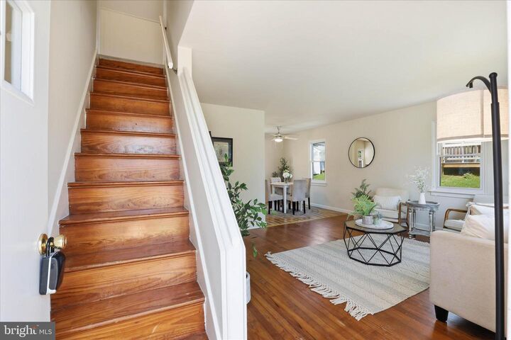 Property Photo:  4 Red Bud Drive  PA 17551 