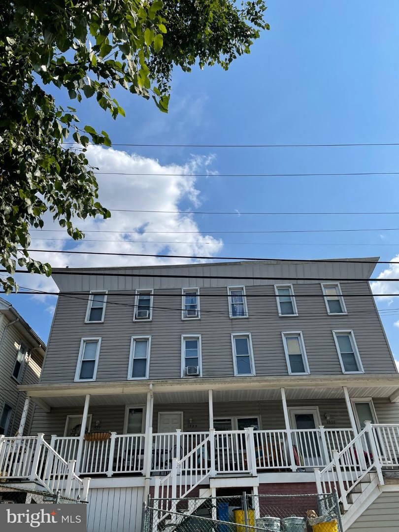 Property Photo:  1527 W 36th Street 2nd Floor  MD 21211 
