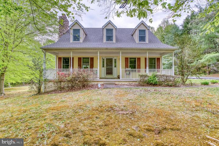 Property Photo:  2356 Wildwood Circle  VA 20106 