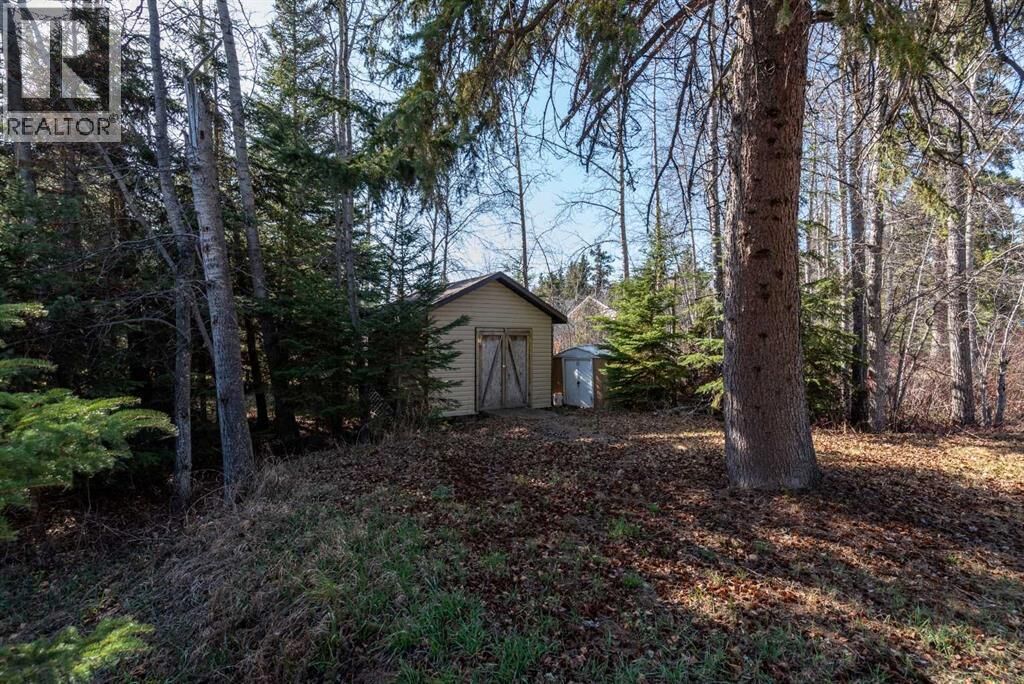 Property Photo: 916 Brightsand Place SK S0M 2Y0