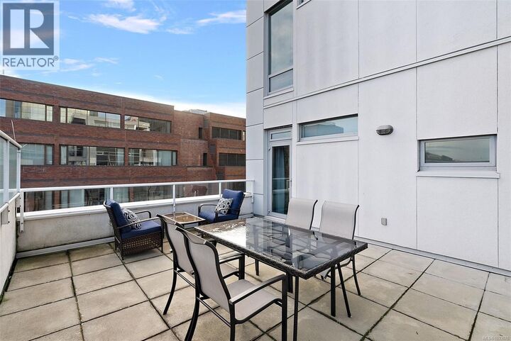 Property Photo:  732 Broughton Street 404  BC V8W 3E9 