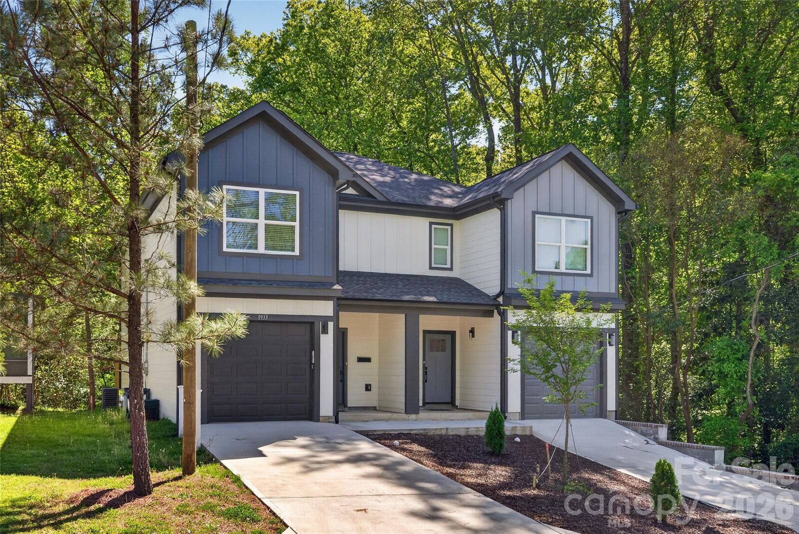 Property Photo:  1933 St Mark Street  NC 28216 