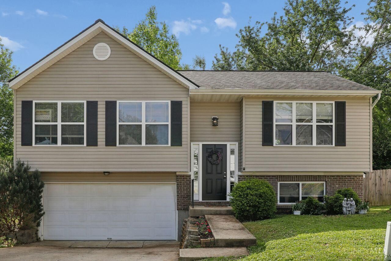 Property Photo:  1822 Coralberry Court  OH 45230 