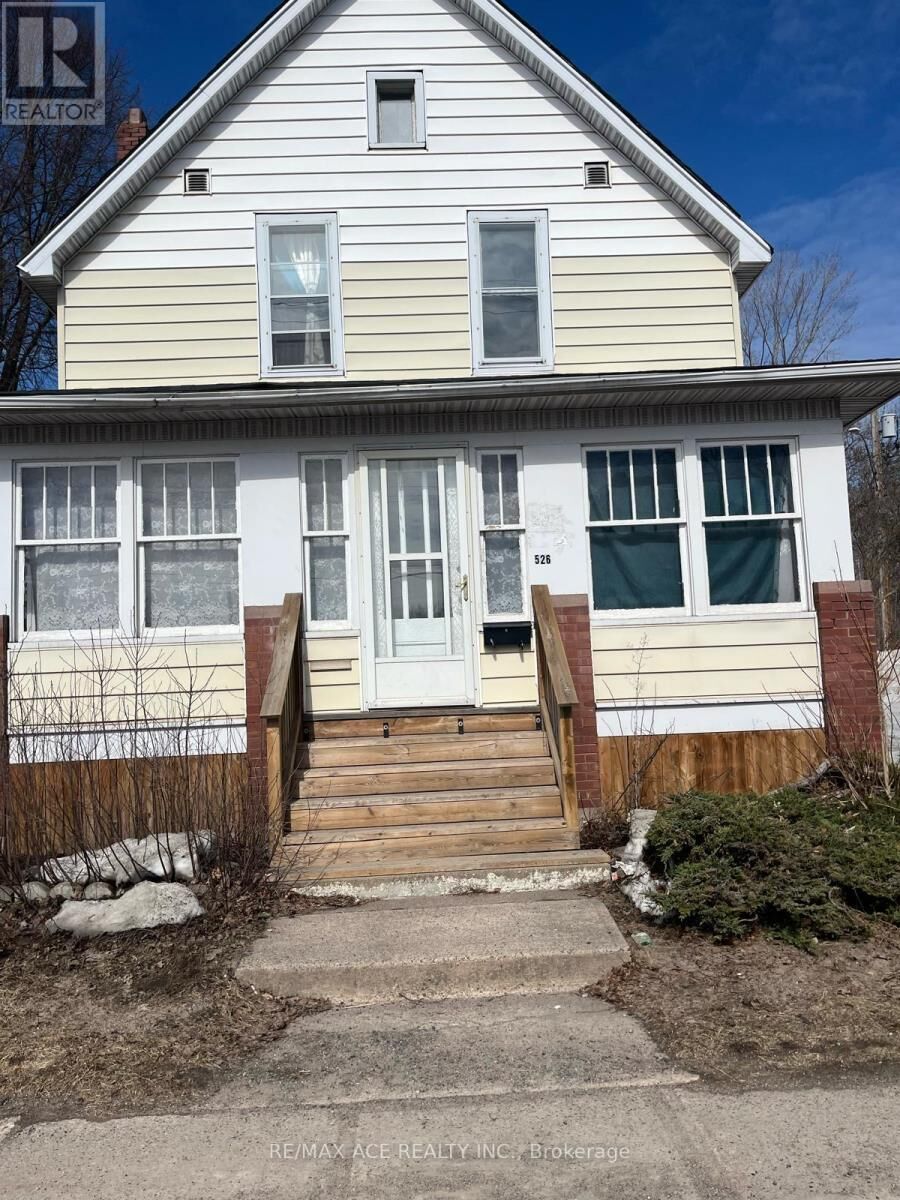 Property Photo: 526 Wellington Street East ON P6A 2L9