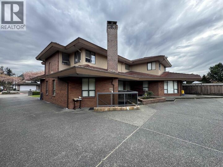 Property Photo:  6921 Grant Place  BC V5B 4X4 