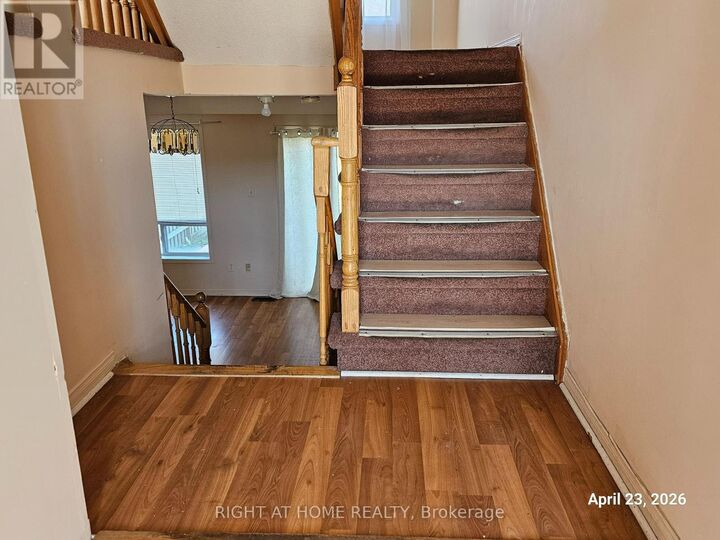Property Photo:  64 Conn Smythe Drive  ON M1J 3P5 