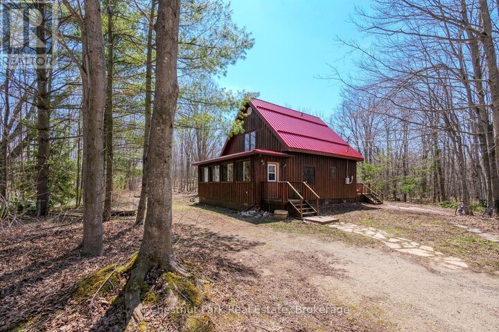 2096 Bruce Road 9 — photo 1