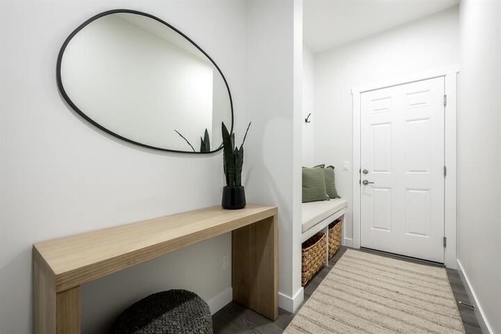 Property Photo:  70 Confetti Crescent  MB R2C 5V6 