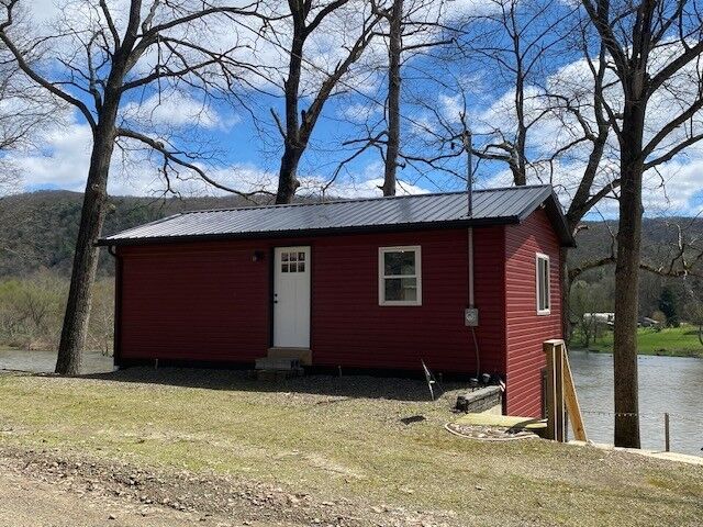 Property Photo:  9001 Althom Road  PA 16351 