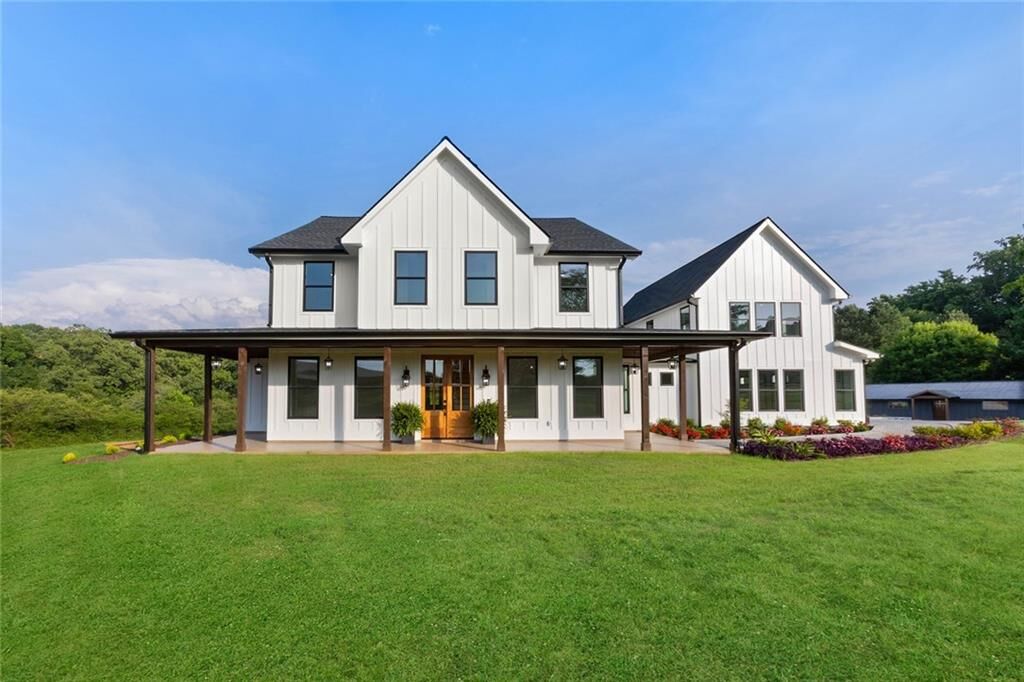 Property Photo:  6438 E Cherokee Drive  GA 30115 