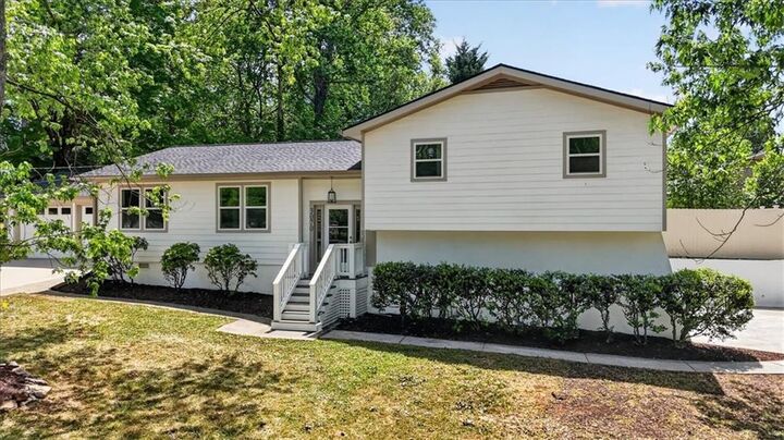 Property Photo:  3070 Susan Court  GA 30066 