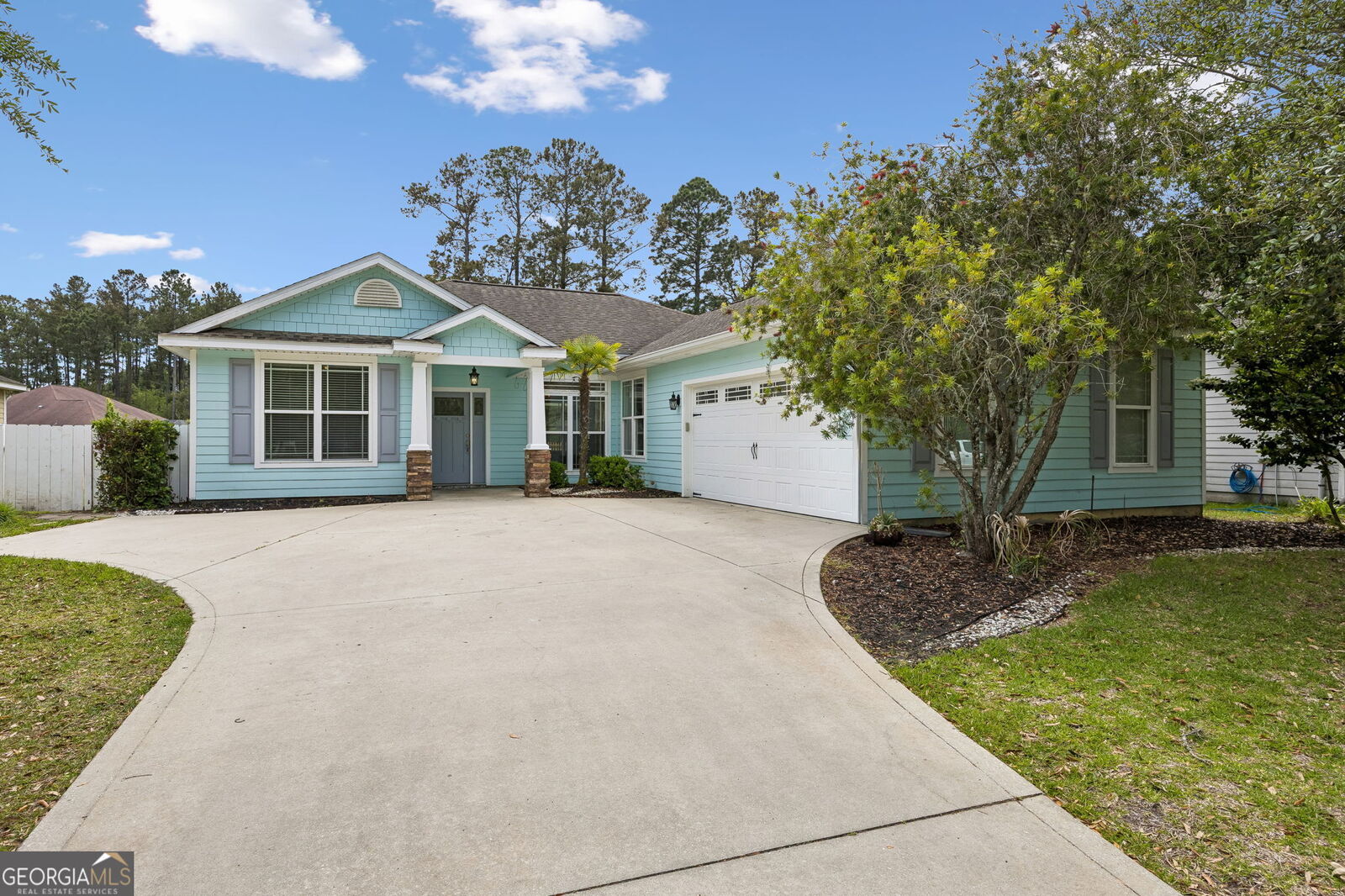 Property Photo:  208 Waters Edge Drive  GA 31548 