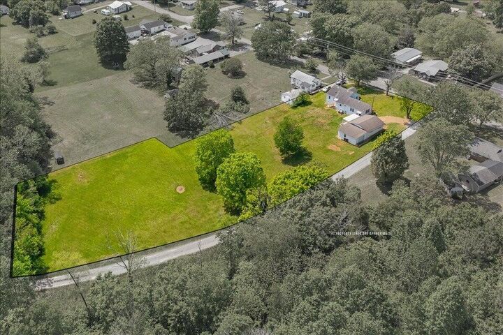 Property Photo:  917 Central Avenue  TN 37303 