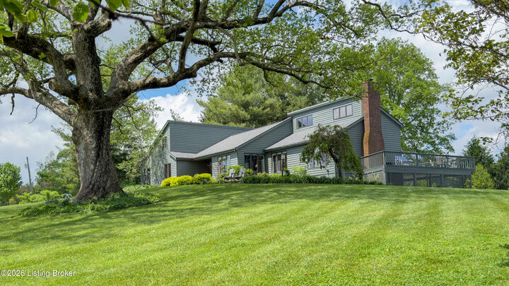 Property Photo:  172 Hebron Rd  KY 40065 