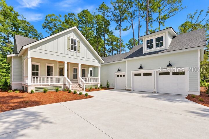 Property Photo:  12 Oldfield Village Road  SC 29909 