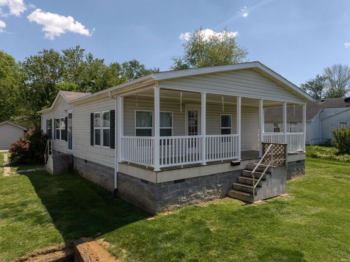 Property Photo:  302 S Center Street  IN 47648 