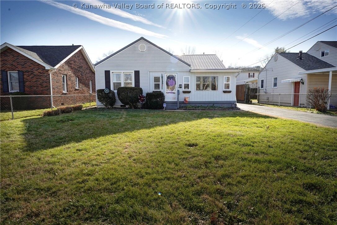 Property Photo: 2066 Benedict Circle WV 25177
