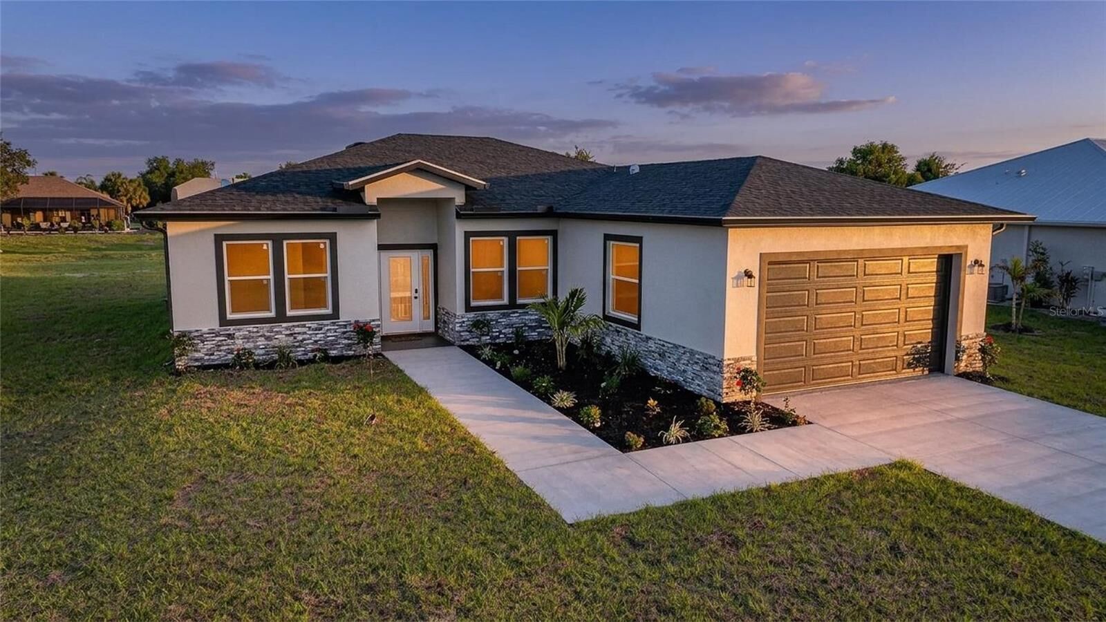 Property Photo: 336 San Ambrosio Street FL 33983