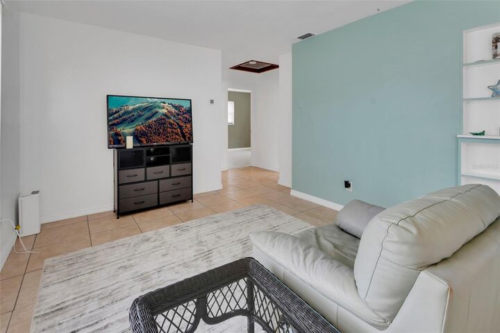 Property Photo:  44 Narcissus Drive  FL 32713 