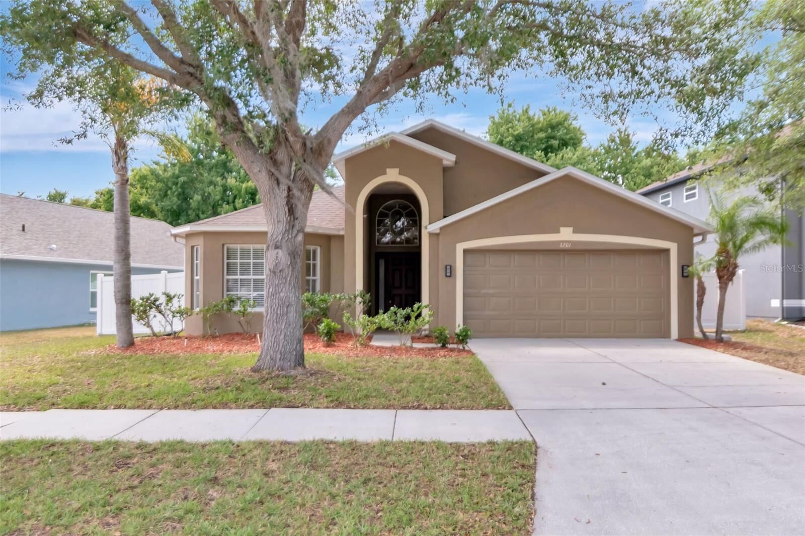 Property Photo: 3201 Dunstable Drive FL 34638