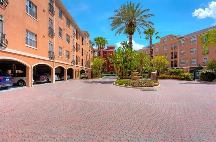 Property Photo:  501 Knights Run Avenue 2218  FL 33602 