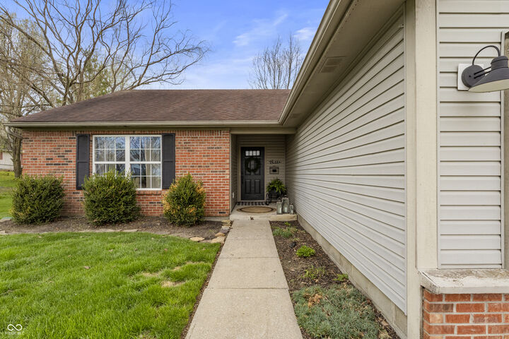 Property Photo:  434 Driftwood Court  IN 46131 