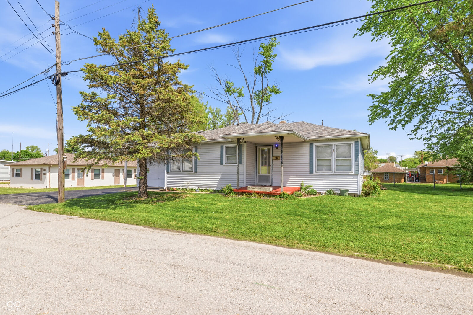 Property Photo:  301 S McCarty Street  IN 46040 