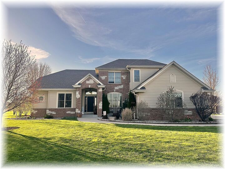 Property Photo:  15328 Kingston Way  WI 53126 