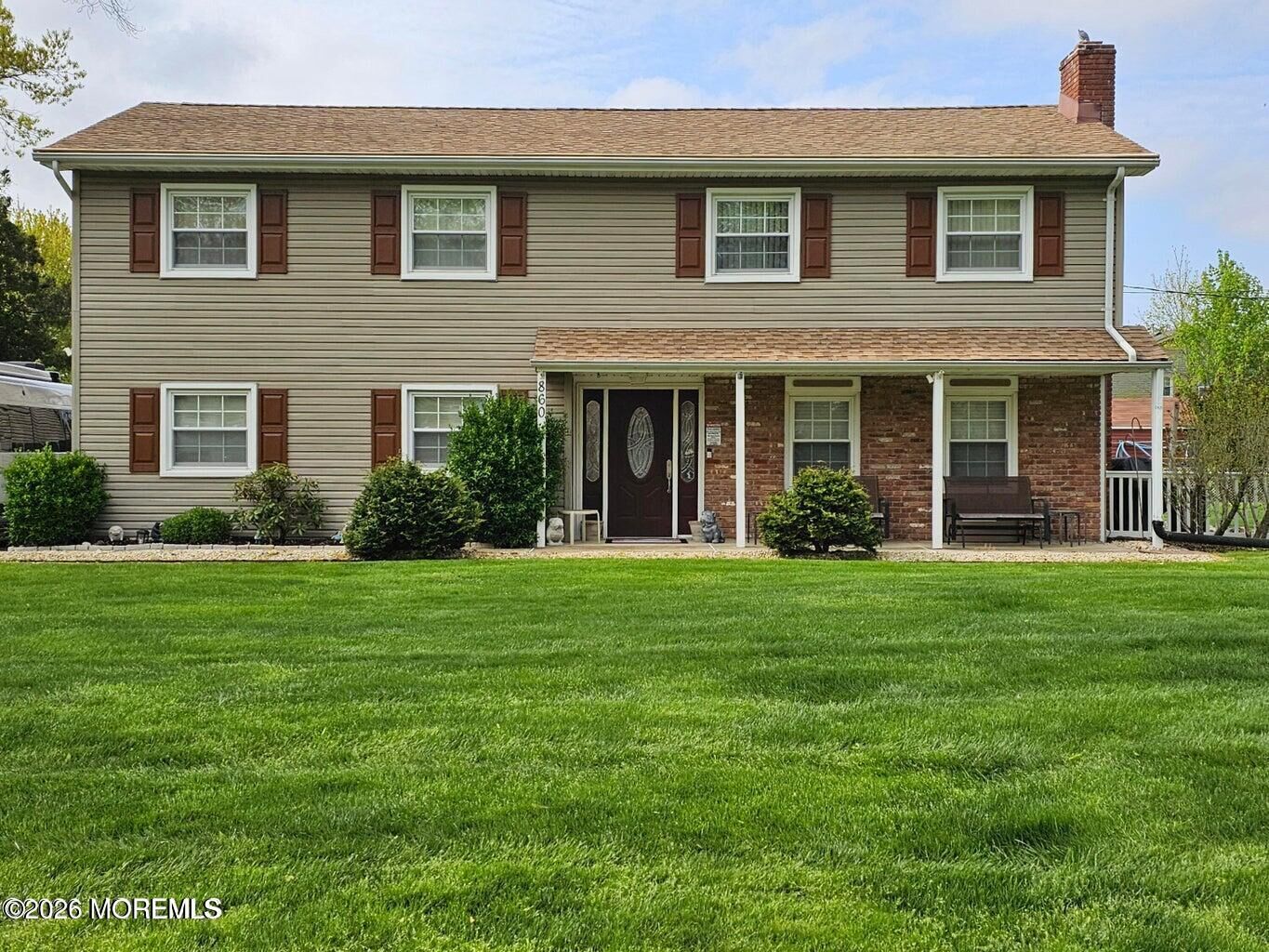 Property Photo:  860 Somerset Drive  NJ 08753 