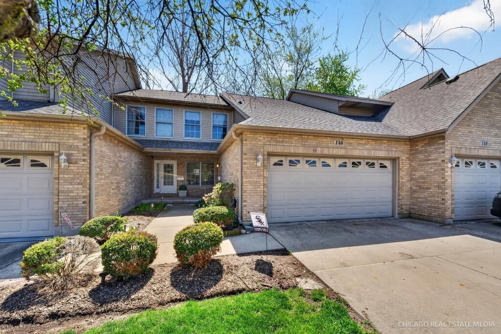Property Photo:  146 McLaren Drive  IL 60178 