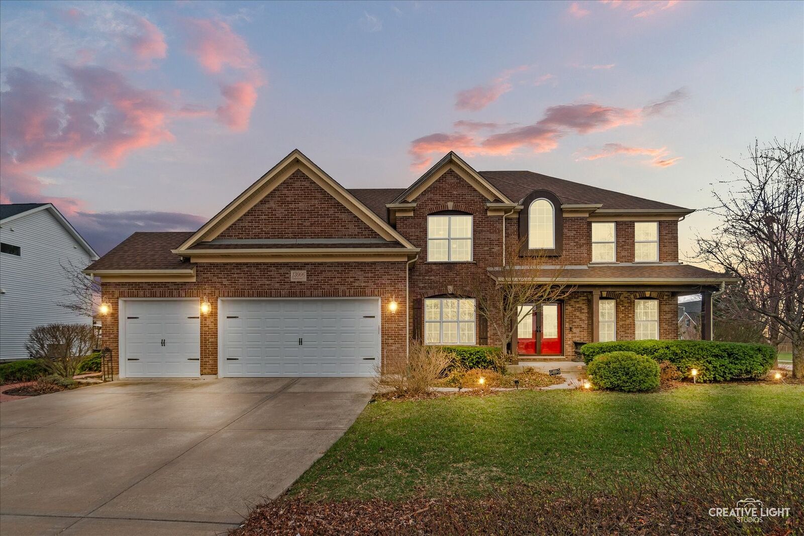 Property Photo:  