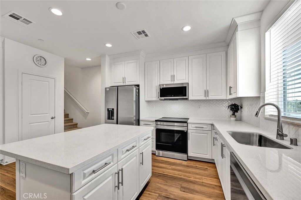 Property Photo:  2410 E Agave 7  CA 92806 