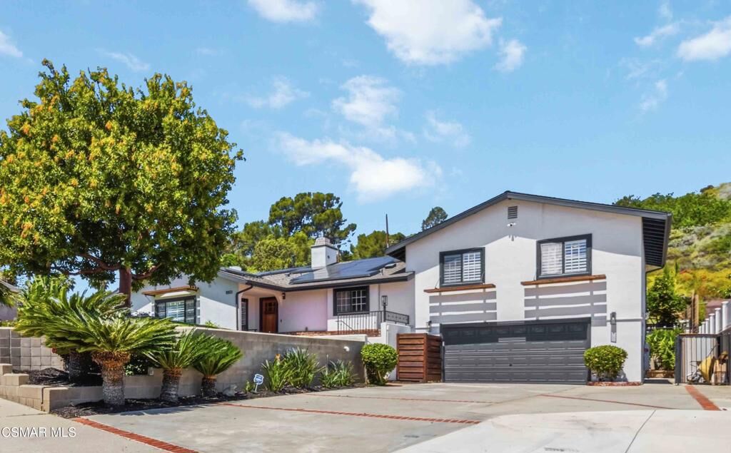 Property Photo:  1003 Mesa Drive  CA 93010 