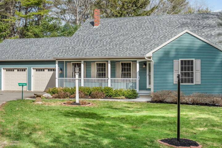 Property Photo:  4 Highview Terrace  ME 04915 