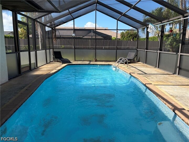 Property Photo:  1106 SE 21st Lane  FL 33990 