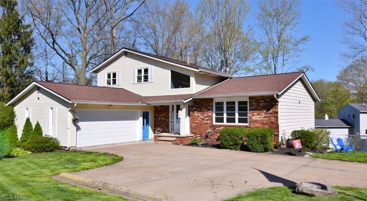 Property Photo:  9509 Catalpa Circle  OH 44060 