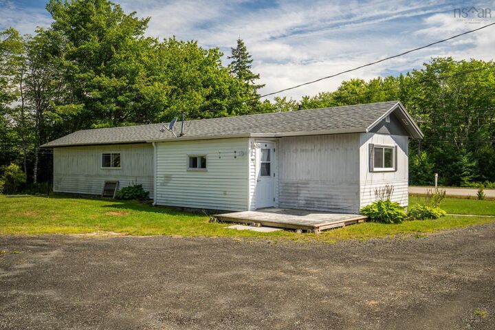 Property Photo: 337 Highway 334 NS B0W 1B0