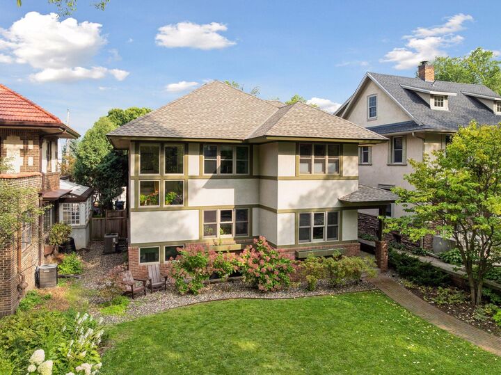 Property Photo:  2305 Newton Avenue S  MN 55405 