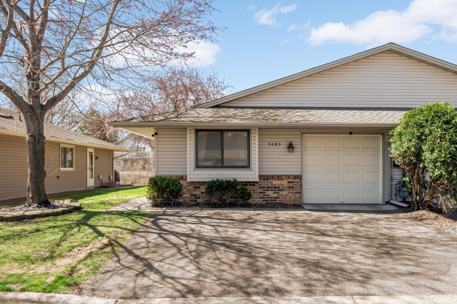 Property Photo:  5405 72nd Circle N  MN 55429 