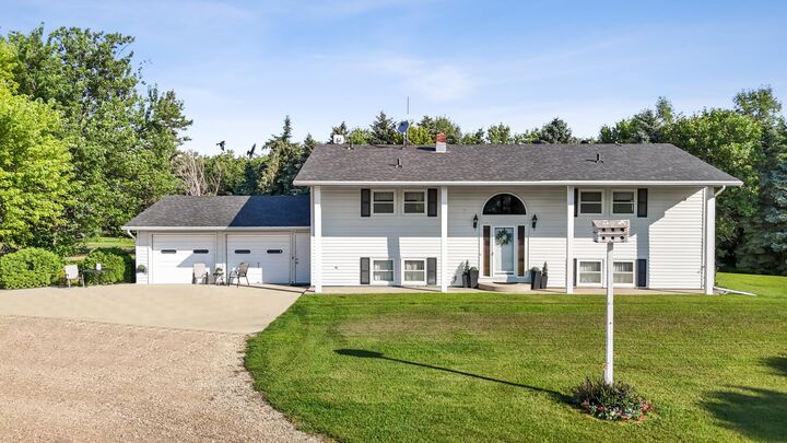 Property Photo:  16460 38th Street SE  ND 58059 