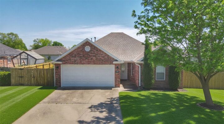 Property Photo: 550 Bonanza AR 72719