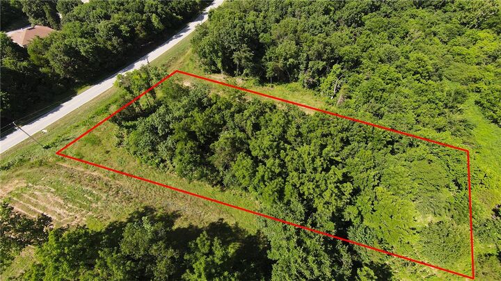Property Photo:  16 Gordon Hollow Drive  AR 72715 