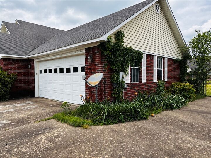 Property Photo:  104 Cheyenne Lane  AR 72830 